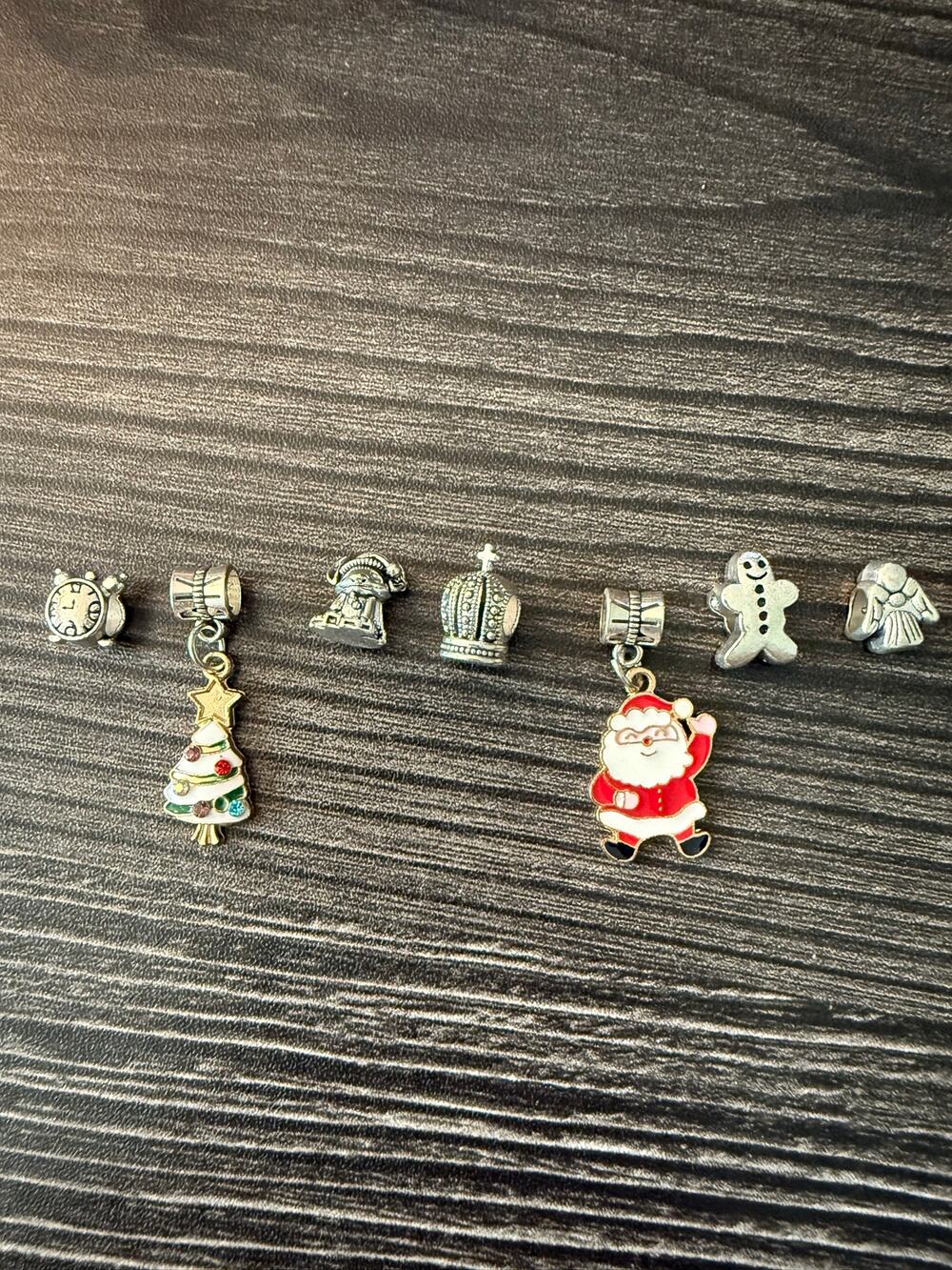 Santa Clause is Coming to Town Charm Bundle (7)